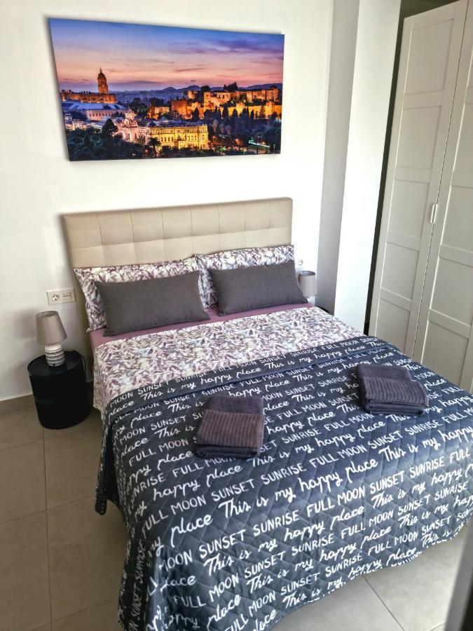 Apartamentos Elemar Free Luggage Storage Málaga Kültér fotó
