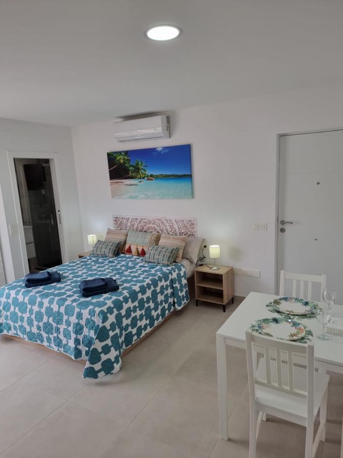 Apartamentos Elemar Free Luggage Storage Málaga Kültér fotó