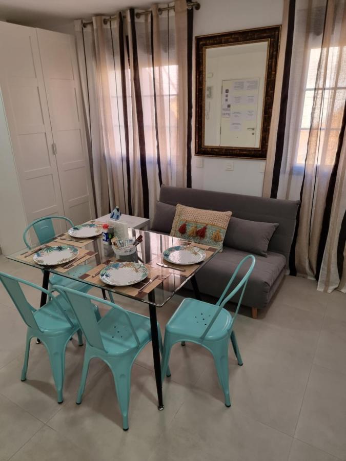Apartamentos Elemar Free Luggage Storage Málaga Kültér fotó