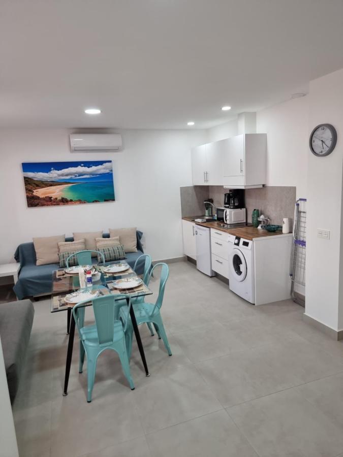 Apartamentos Elemar Free Luggage Storage Málaga Kültér fotó