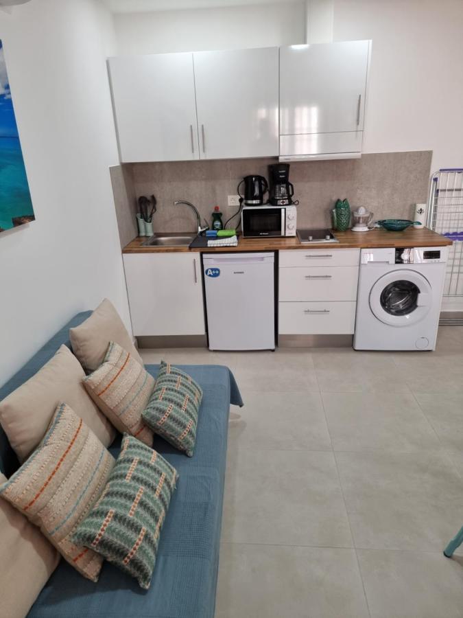Apartamentos Elemar Free Luggage Storage Málaga Kültér fotó
