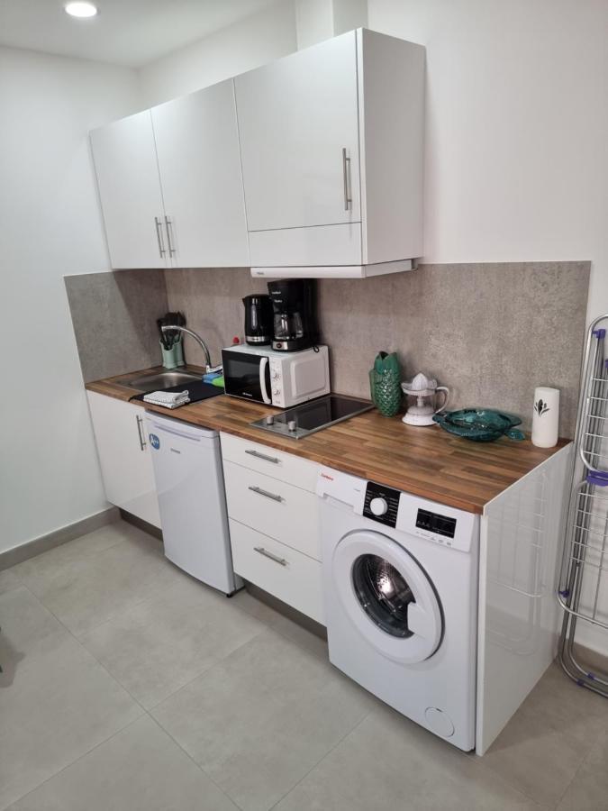 Apartamentos Elemar Free Luggage Storage Málaga Kültér fotó