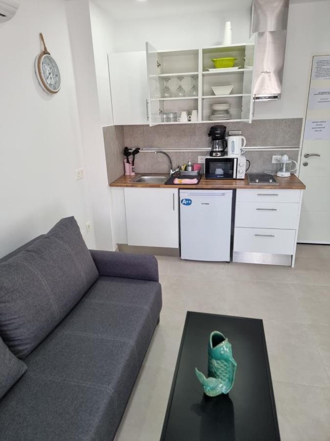 Apartamentos Elemar Free Luggage Storage Málaga Kültér fotó