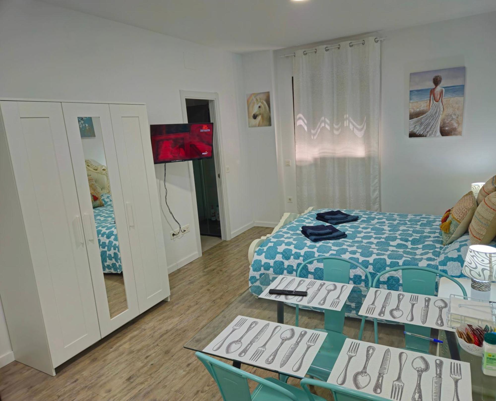 Apartamentos Elemar Free Luggage Storage Málaga Kültér fotó